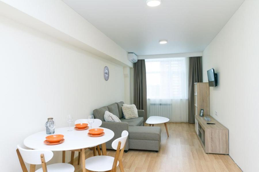 Apartments Smarthause Kiev Exteriör bild